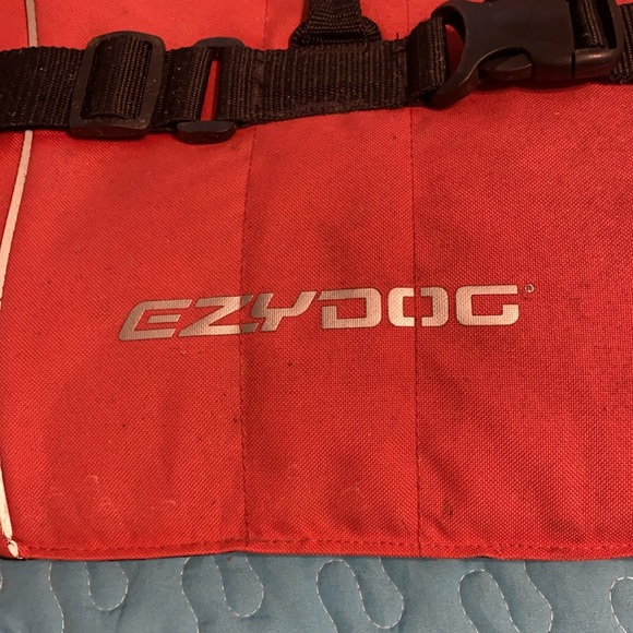 Dog life jacket - Picture 2 of 4